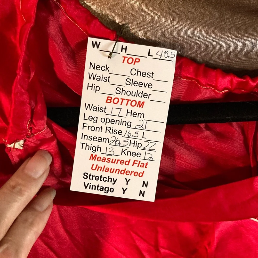 Elegant Red Satin Women's Sleepwear‎ Set. Box G